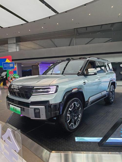 深圳36比亚迪方程豹硬派越野的爆款，英菲尼迪35周年与你共成长